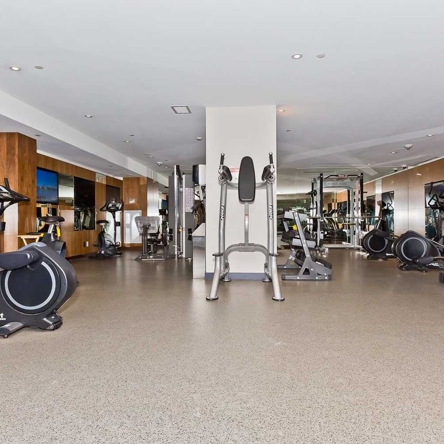 For Lease - 8 Mercer Street Unit# 412, Toronto, Ontario - Photo 1