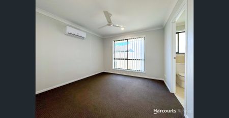 MOVE IN READY: GREAT SIZE YARD - Photo 3