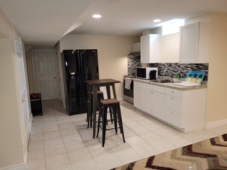 For Lease - 2 Saddler Avenue Unit# #1, Brampton, Ontario - Photo 3