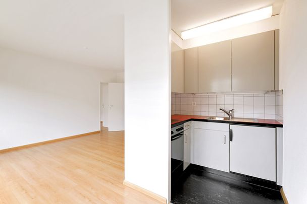 "Your apartment in the trendy Gundeli district" - Photo 1