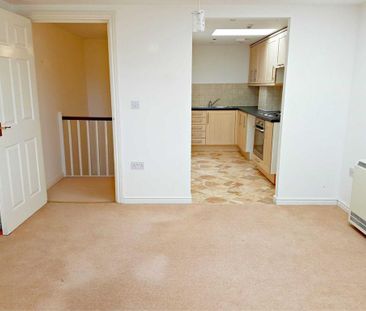 2 bedroom apartment to rent - Photo 4