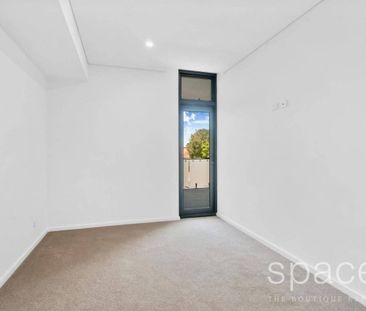 Brand New sleek apartment - Photo 3