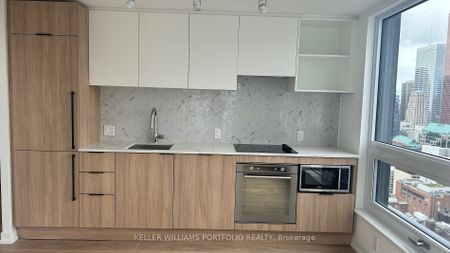 For Lease - 82 Dalhousie Street Unit# 4212, Toronto, Ontario - Photo 5