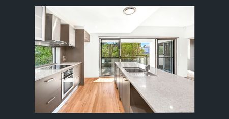 Impeccably Finished 3 Bedroom + Study Duplex - Photo 2