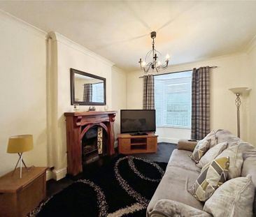 2 bedroom end of terrace house to rent - Photo 1