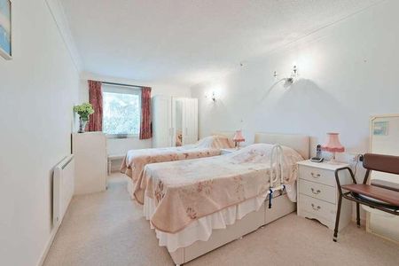 Homecedars House, Bushey, WD23 - Photo 4