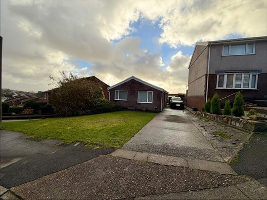 Llwyn Mawr Close, Sketty, Swansea - Photo 1