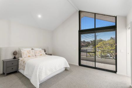 Immaculate home in Mount Hawthorn - Photo 2