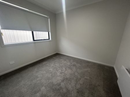 BRAND NEW HOUSE 4 BEDROOM HOME - Photo 3