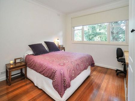 8 Tynong Street, Croydon, VIC 3136 - Photo 5