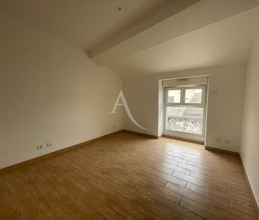 Location Appartement 2 pièces 47m² FONTENAY LE COMTE 85200 - Photo 6