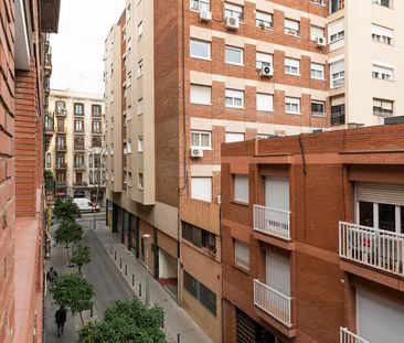 Modern studio apartment in Eixample - Photo 6