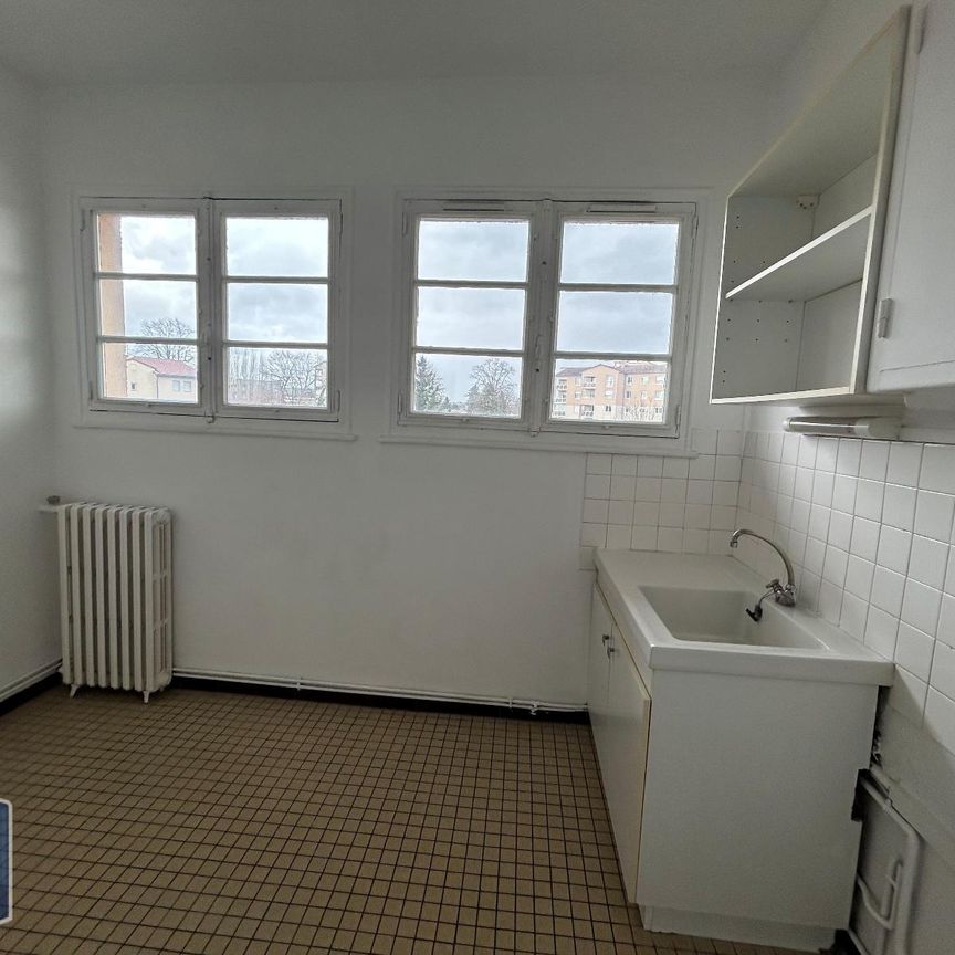 Location Appartement 3 pièces 67m² CHARNAY LES MACON 71850 - Photo 1