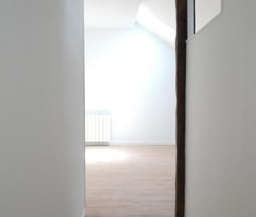 Location Appartement 2 pièces 28m² ELBEUF 76500 - Photo 2