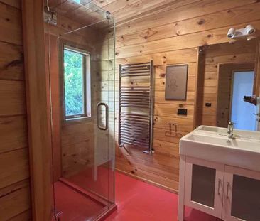 Haycock Hideaway - Photo 4