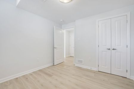 For Lease - 917 Creekway Private, Kanata, Ontario - Photo 4