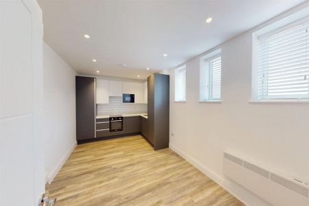 1 bedroom apartment to rent - Photo 4