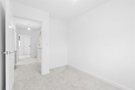 4 bedroom terraced house to rent - Photo 4