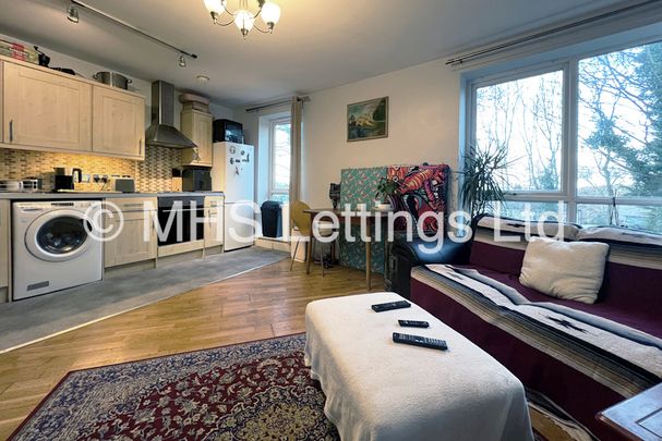 2 Bedroom Apartment for rent in Shire Oak Road - Photo 1