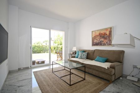 Casa adosada de alquiler en Albatros-ur Bahia Marbell, 4, Bahía de Marbella - Photo 3