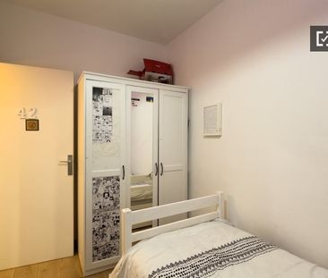 barcelona, Catalonia 08015 - Photo 1