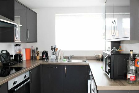 Swingate Lane, London, SE18 2HH - Photo 3