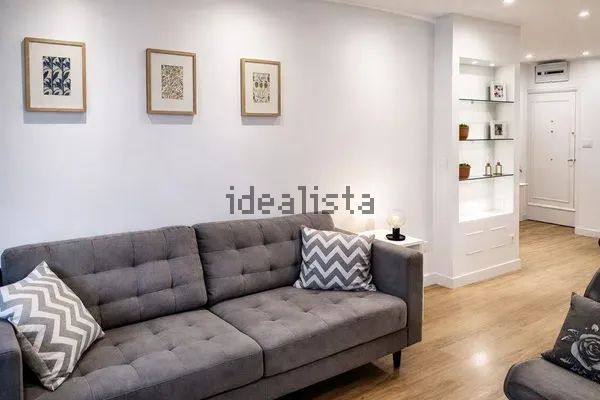 Alquiler de piso en Calle Cervantes - Photo 1