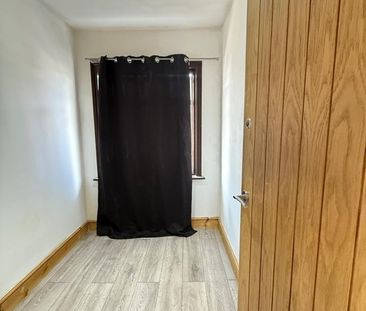 Room in a Shared House, Wyvenhoe Road, HA2 - Photo 2