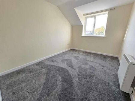 Charles William Apartments, YO12 - Photo 3