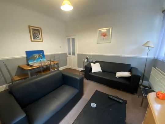 4 bedroom house share to rent - Photo 1