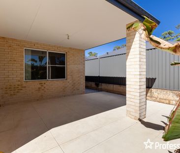 13 Timbarra Street, Baldivis WA 6171 - Photo 3