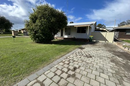 11A Ennis Street - Photo 3