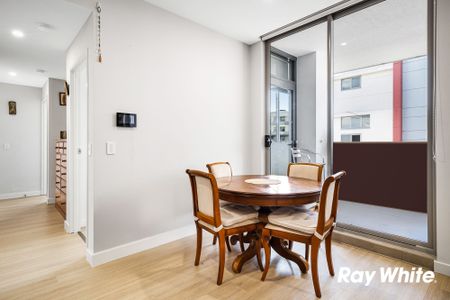 SPACIOUS AND PREMIUM TWO BEDROOM Apartment Close to All Amenities! - Photo 3