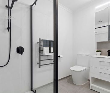 New Modern 2BR Townhouse in Manukau - Photo 3