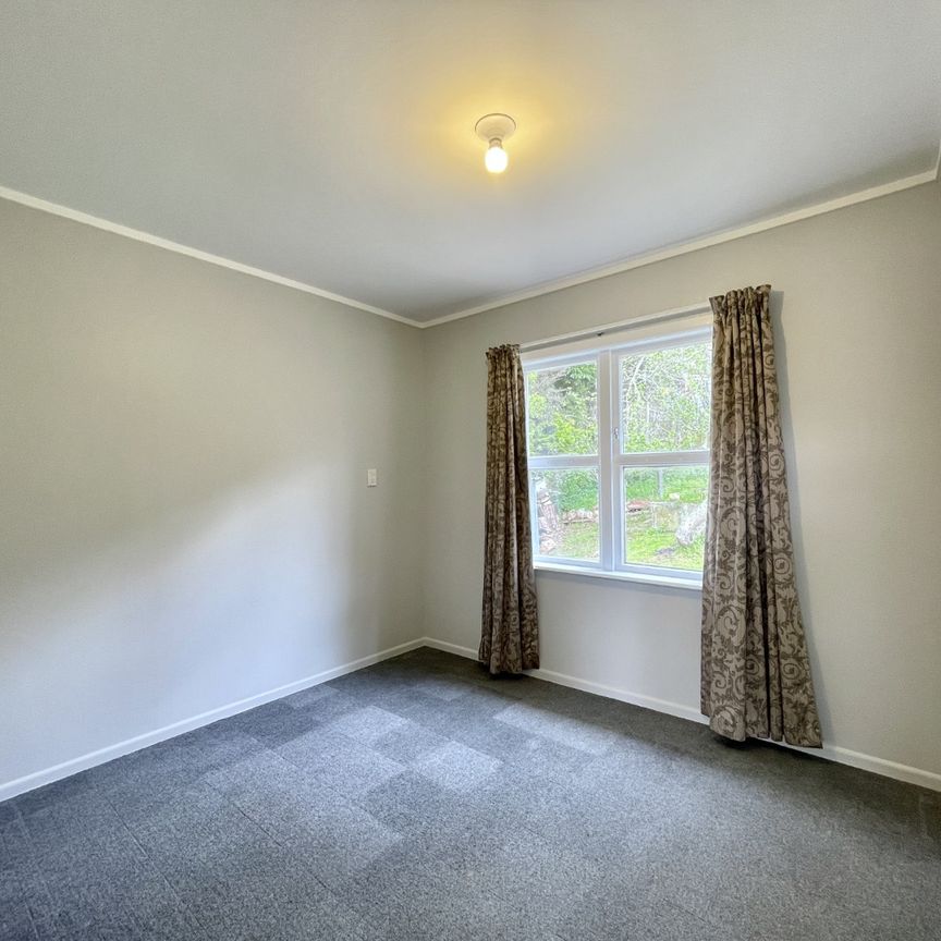 3 Bedroom House In Wainuiomata - Photo 1