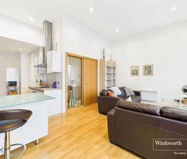 1 bedroom penthouse to rent - Photo 1