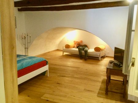 A louer grand appartement de 2.5 pièces en vieille ville de Sion - Foto 4