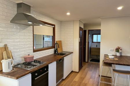 Coastal Charm with Stunning Views & the Ultimate Dream Shed - Photo 2