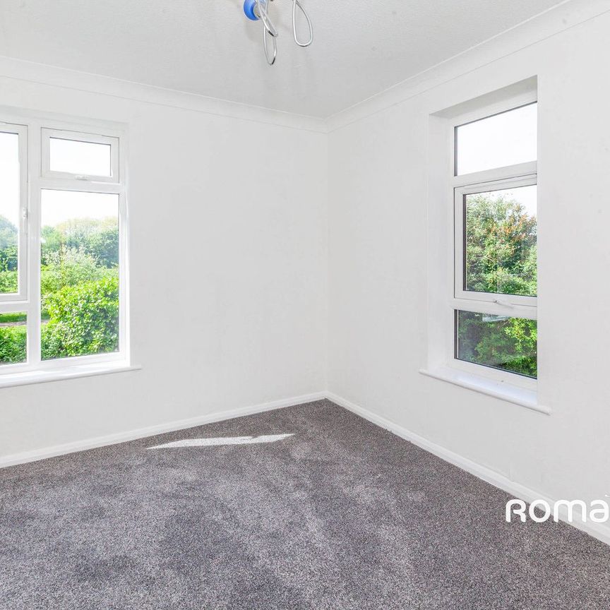 Chiltern Court, Fawcett Road, Windsor, SL4 - Photo 1