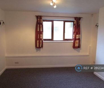 2 bedroom semi-detached house to rent - Photo 3