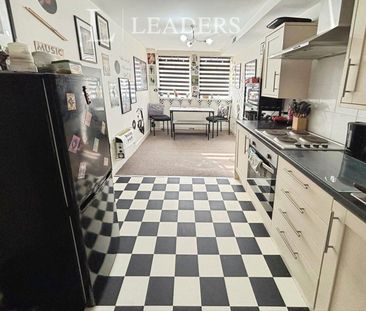 2 bedroom apartment to rent Greywell Road, Havant, Hampshire, PO9 - Photo 5