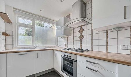 Ashbourne Close, Woodside, N12 - Photo 5