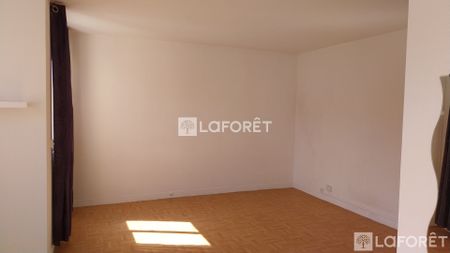 Apartment - Photo 2