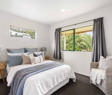 Homely Two Bedroom - Photo 1