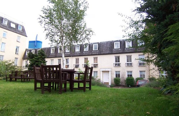 James Square, Caledonian Crescent, Edinburgh - Photo 1