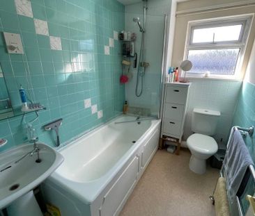 4 bedroom terraced house to rent - Photo 2