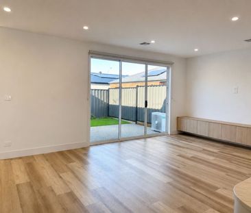 4 Bedroom Family Home in Mickleham - Photo 2