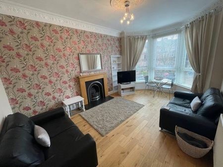 Waverley Gardens, Shawlands, G41 2DP - Photo 4