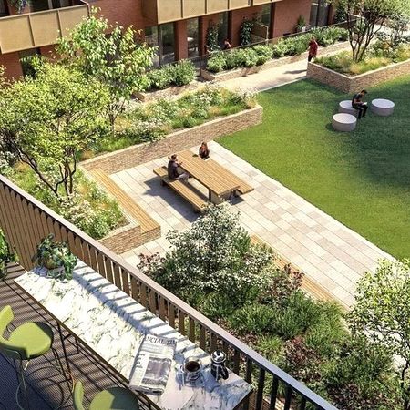 Silverleaf House, 1 Heartwood Boulevard, W3 6ZG - Photo 3