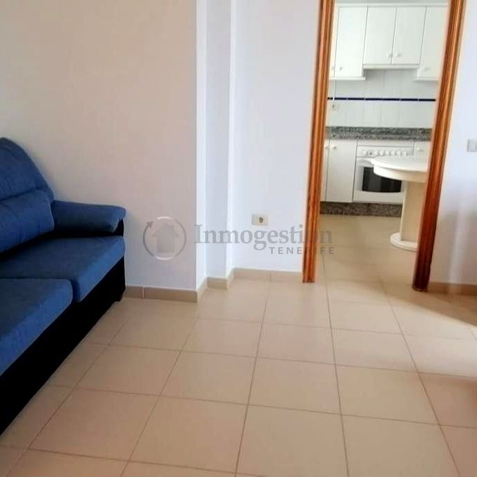 Se alquila en Guargacho partamento de 1 dormitorio - Photo 1